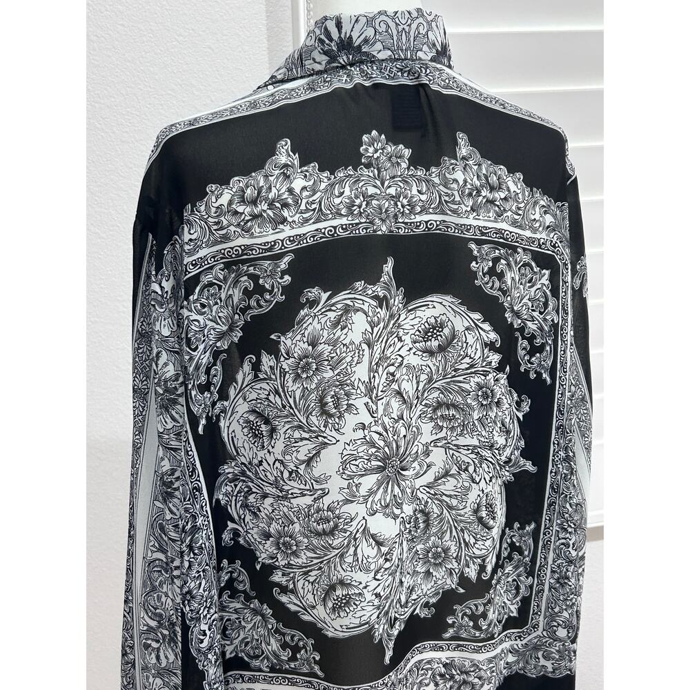 Maggie Barnes paisley black and white print button-up shirt, size 2X - Picture 3 of 8